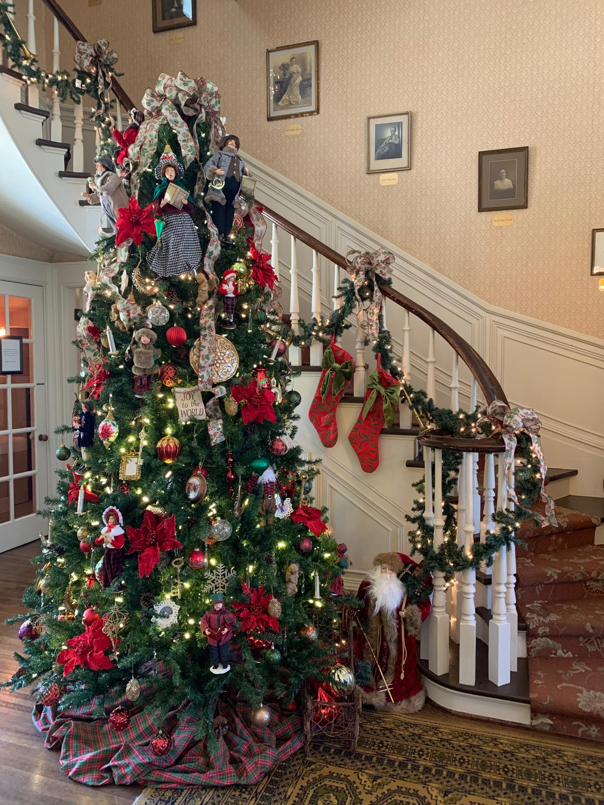 Christmas Tree at the Goodman 2020